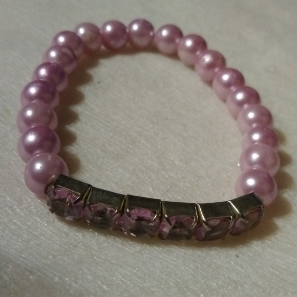 Girls lavender purple bracelet stretch NWT (sku 681) - Picture 5 of 7